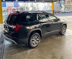 GMC Acadia
